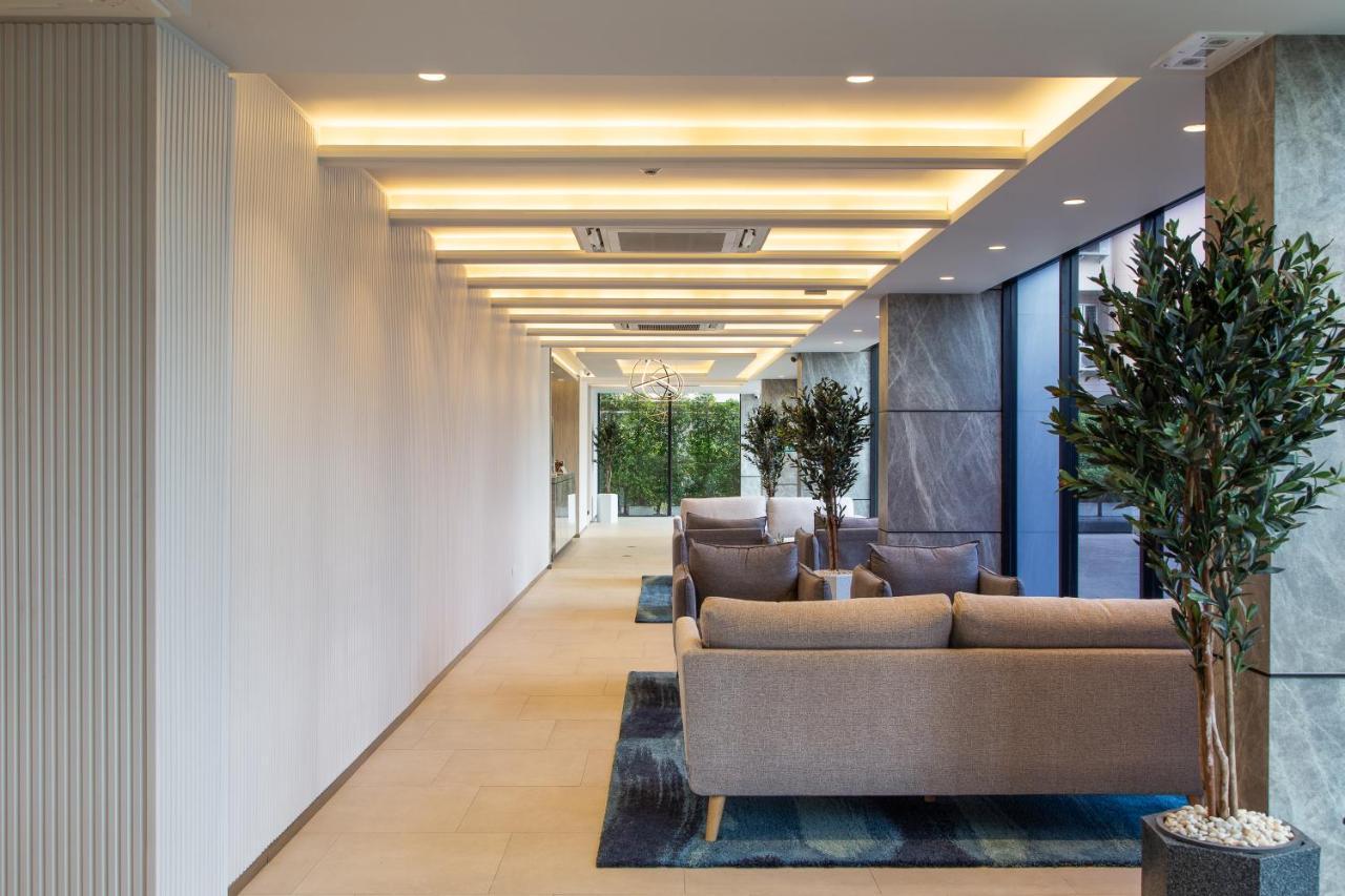KOS Hotel Suvarnabhumi Airport -SHA Extra Plus Bangkok Exteriör bild