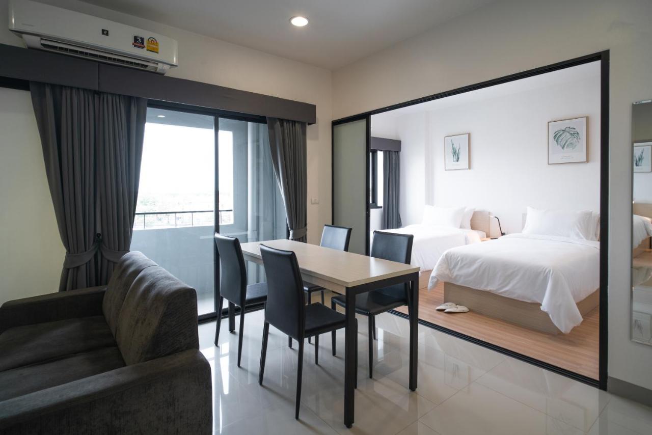KOS Hotel Suvarnabhumi Airport -SHA Extra Plus Bangkok Exteriör bild