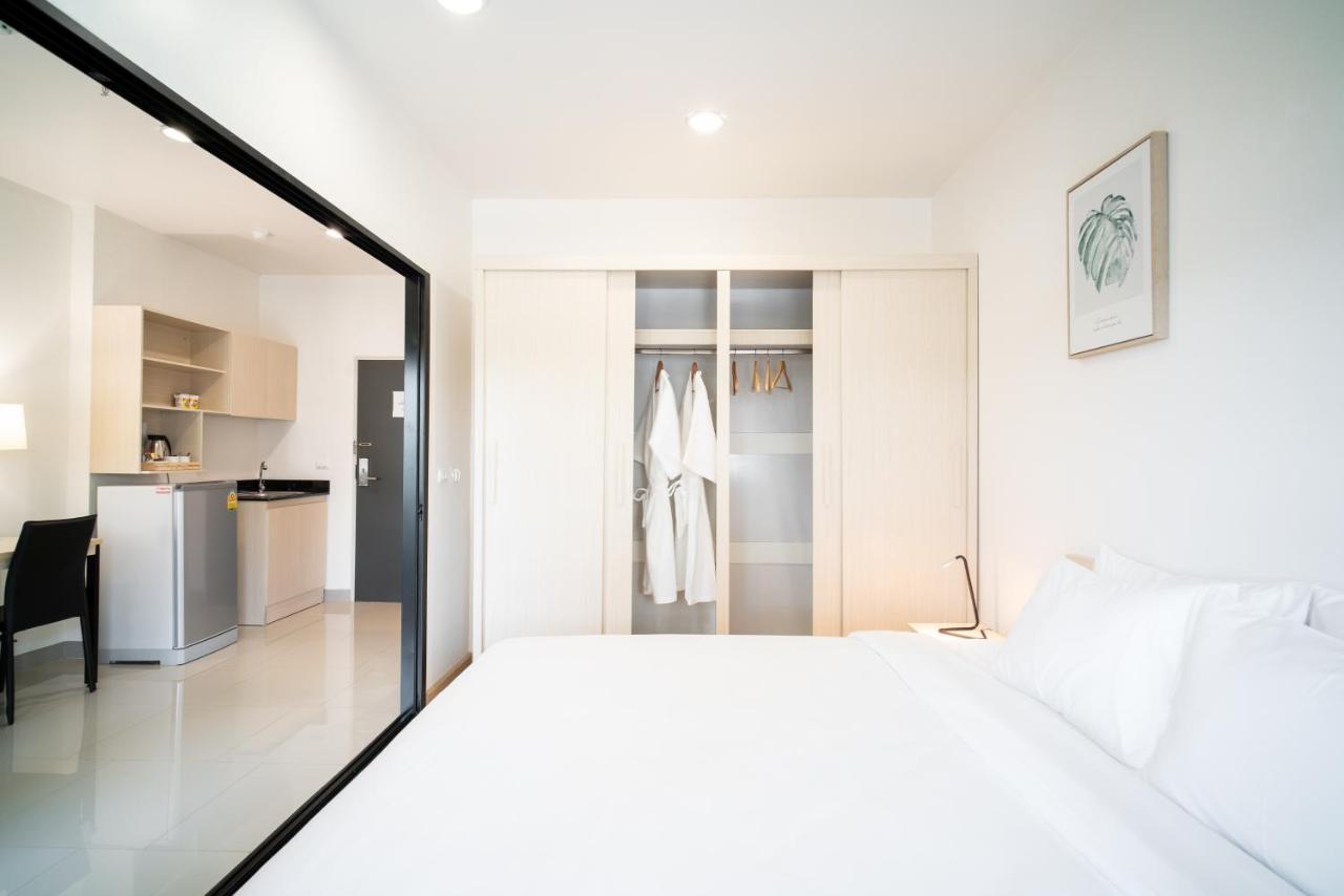 KOS Hotel Suvarnabhumi Airport -SHA Extra Plus Bangkok Exteriör bild